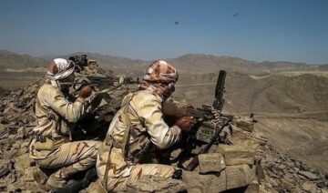 Iranische Soldaten im bewaffneten Kampf in Belutschestan Iran